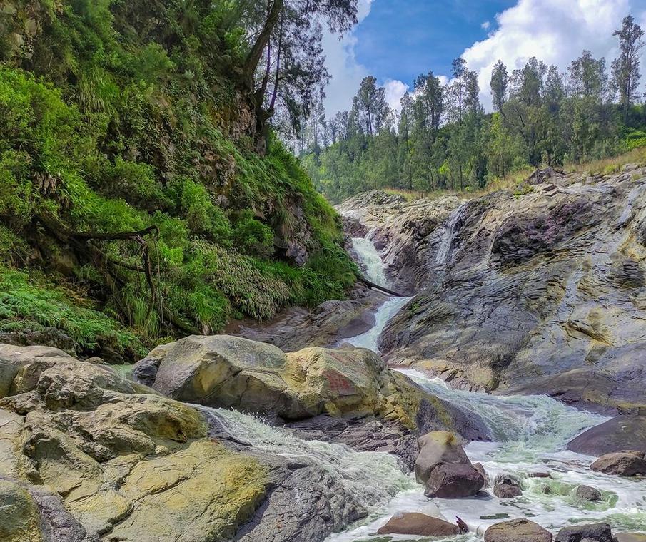 Kalipait Waterfall